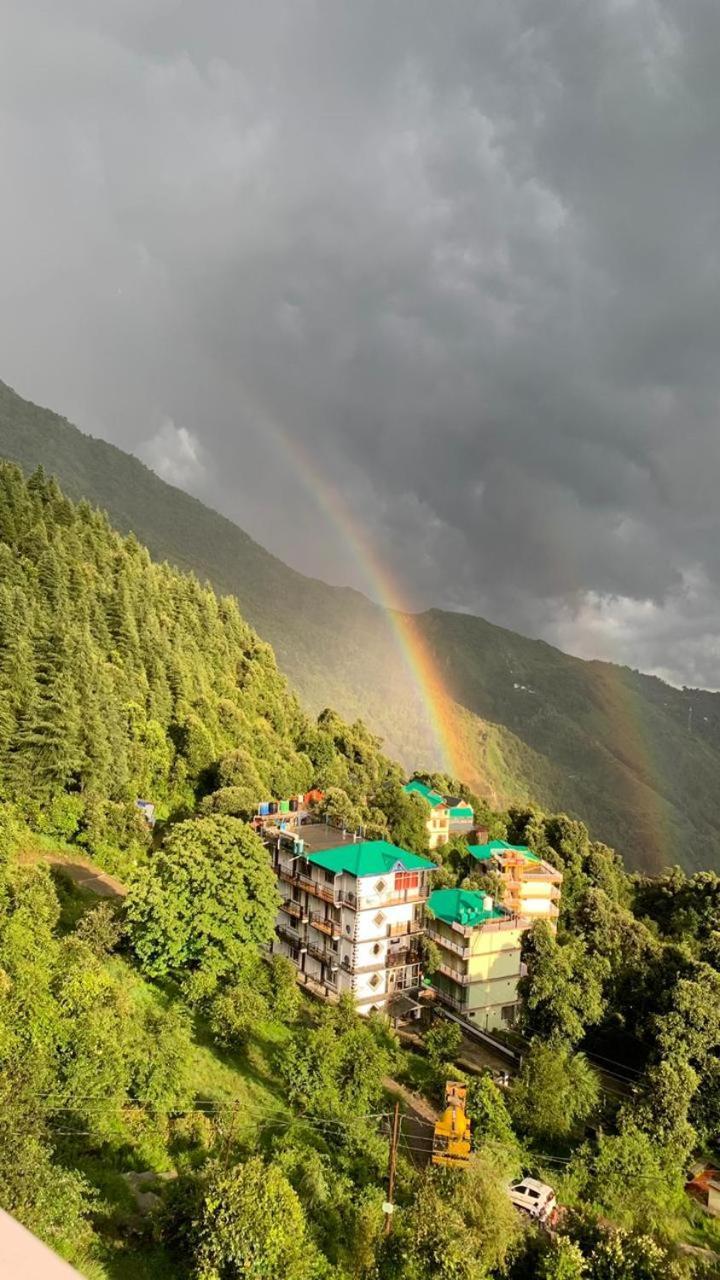 Oasis Guest House Bhagsu D'Shala Dharamshala Exteriör bild